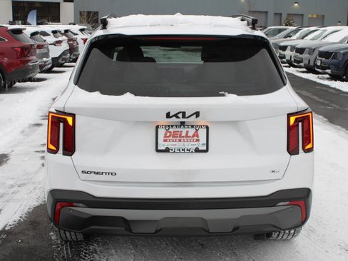 New 2025 Kia Sorento SX image 6