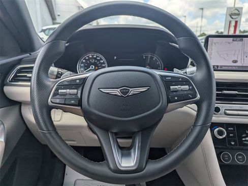 Used 2025 Genesis G70 2.5T image 26