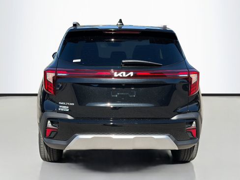 Used 2024 Kia Seltos S image 4