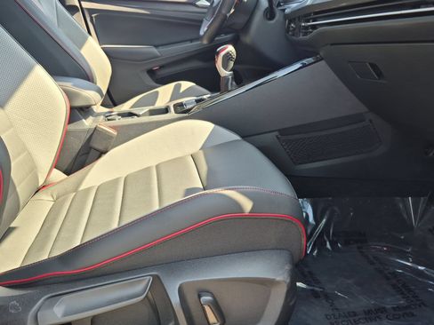 Used 2024 Volkswagen GTI SE FWD image 26