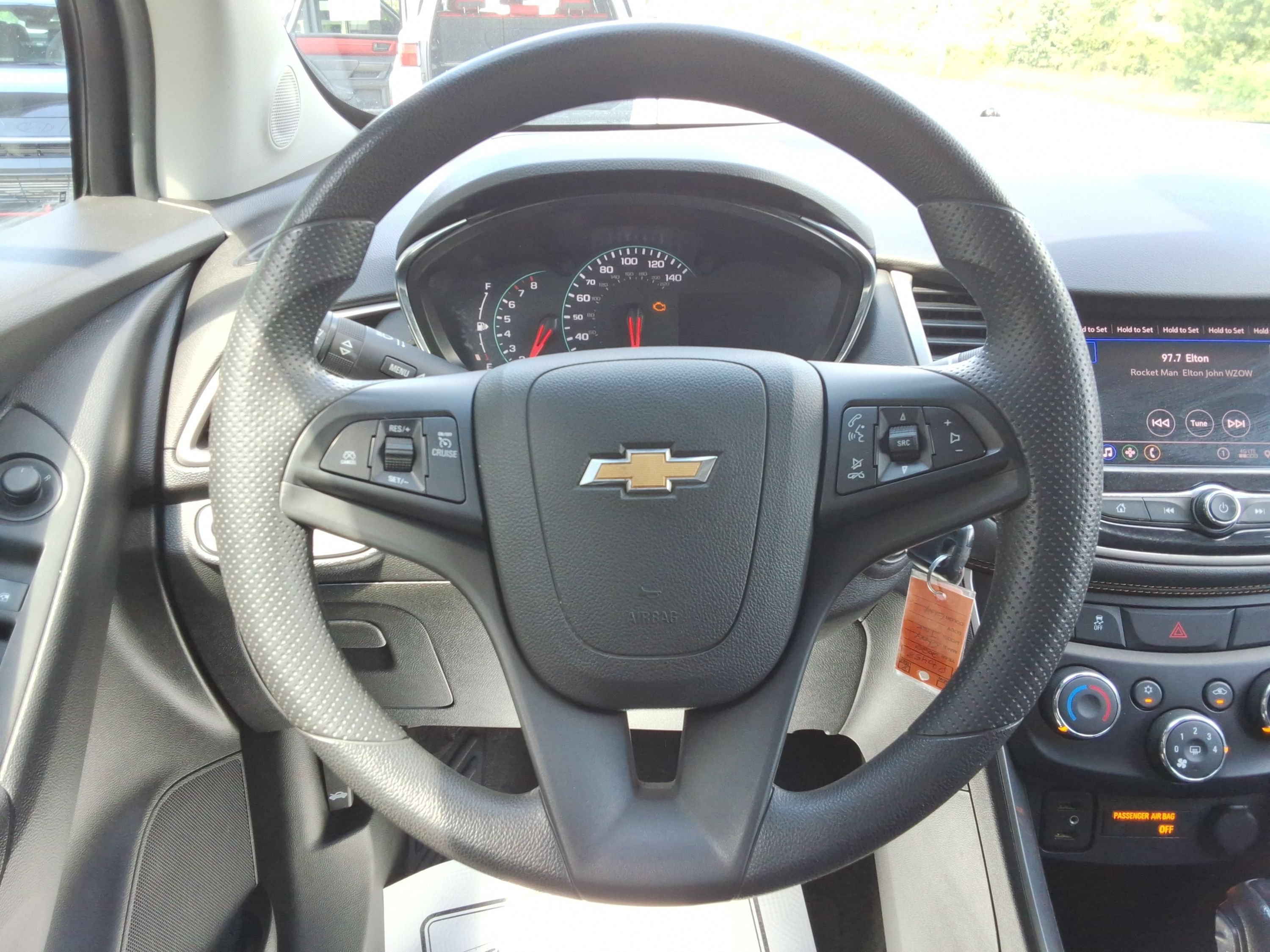 Used 2020 Chevrolet Trax LS w/ Tint and Cruise Package FWD image 11