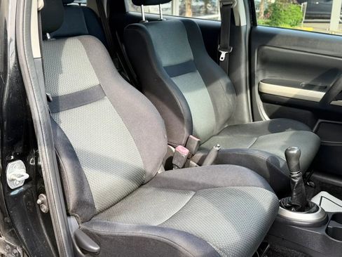 Used 2006 Scion xA FWD image 28