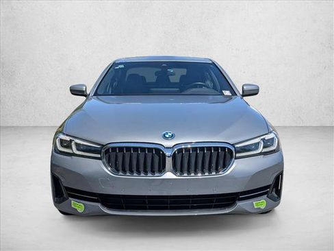 Certified 2023 BMW 530e xDrive w/ Convenience Package AWD/4WD image 3
