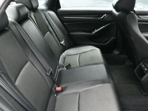 Used 2022 Honda Accord Sport image 13
