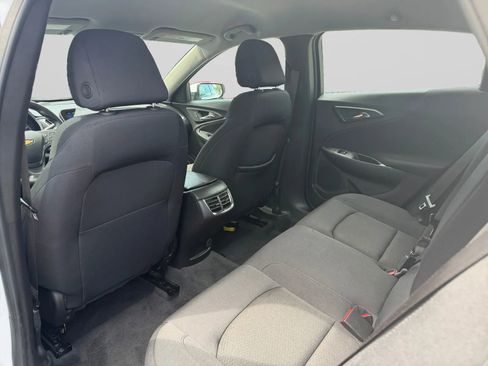 Used 2025 Chevrolet Malibu LT FWD image 27