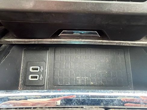 Used 2019 Ford Expedition Limited w/ Equipment Group 302A AWD/4WD image 53