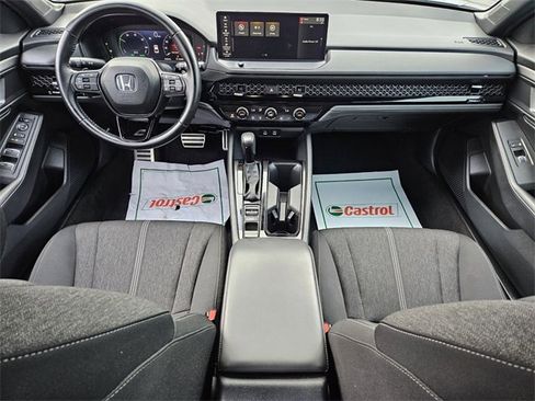 Used 2024 Honda Accord Sport image 11