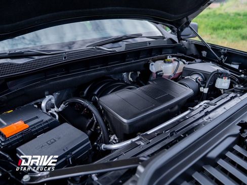 Used 2023 GMC Sierra 1500 Elevation image 40