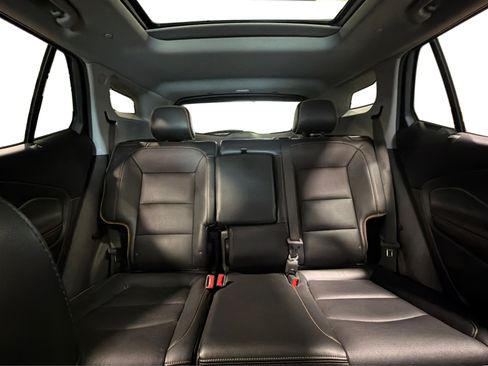 Used 2022 GMC Terrain AT4 w/ Infotainment Package II AWD/4WD image 45