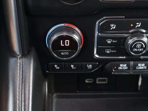 Used 2021 Chevrolet Tahoe Premier image 28