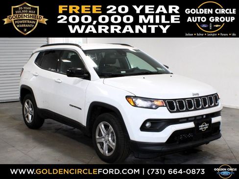 Used 2024 Jeep Compass Latitude image 1