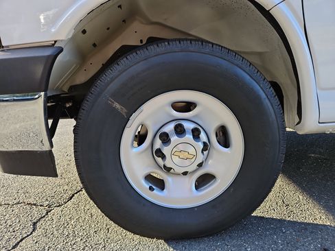 New 2025 Chevrolet Express 3500 1WT w/ Power Convenience Package image 8