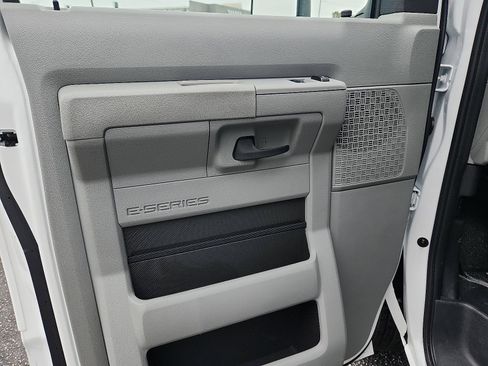 New 2026 Ford E-350 and Econoline 350 Super Duty w/ Power Equipment Group image 7