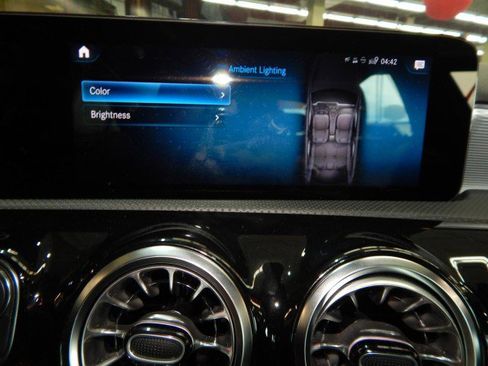 Used 2022 Mercedes-Benz A 220 4MATIC image 29