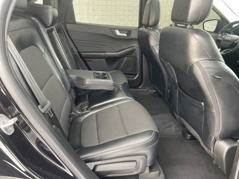 Used 2023 Ford Escape SE w/ Class II Trailer Tow Package image 15