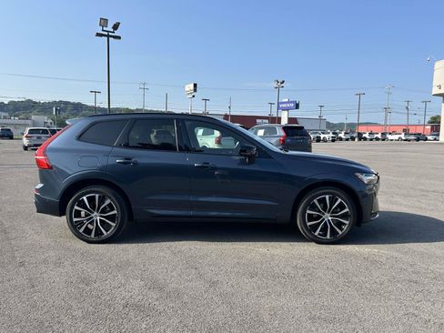 Certified 2024 Volvo XC60 B5 Plus w/ Protection Package Premier AWD/4WD image 8