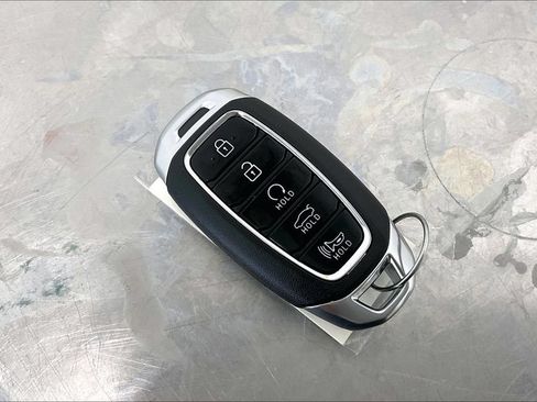 Used 2023 Hyundai Elantra SEL FWD image 10
