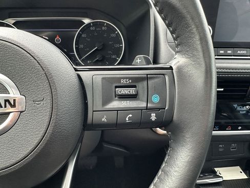 Used 2021 Nissan Rogue SL FWD image 54