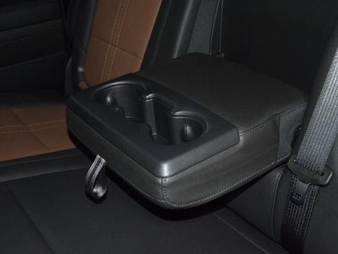 Used 2024 Chevrolet Silverado 2500 High Country w/ High Country Premium Package AWD/4WD image 50