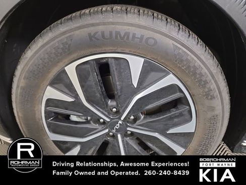 Certified 2022 Kia EV6 Wind w/ Wind Technology Package image 12