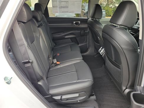 New 2026 Kia Sorento S image 12