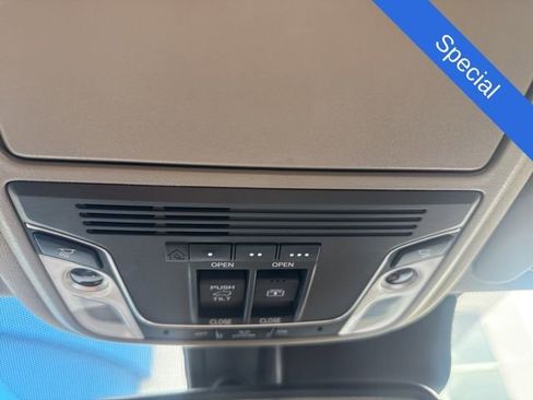 Used 2018 Honda Pilot Elite image 19