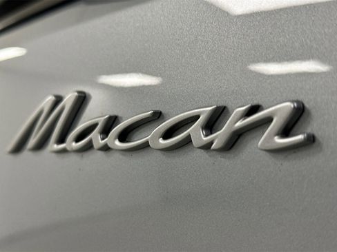 New 2025 Porsche Macan Electric image 27