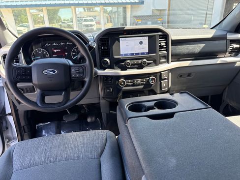 Used 2021 Ford F150 XLT w/ Trailer Tow Package RWD image 12