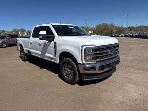 Used 2023 Ford F350 Lariat w/ FX4 Off-Road Package image 7