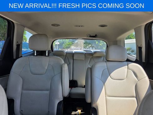 Used 2020 Kia Telluride S AWD/4WD image 12