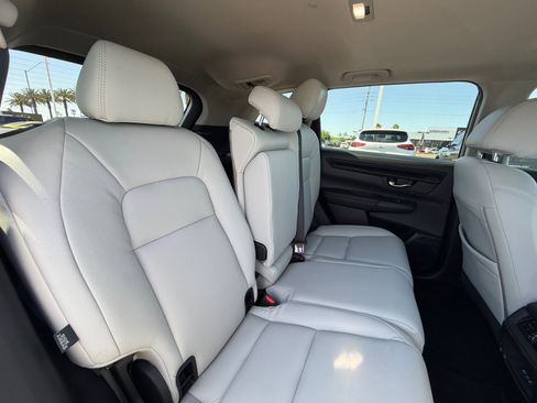 Used 2026 Honda CR-V EX image 17