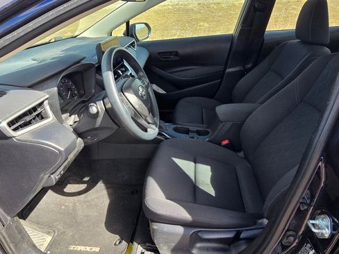 Used 2023 Toyota Corolla LE w/ Carpet Mat Package (TMS) image 12