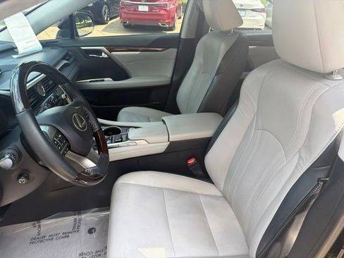 Used 2019 Lexus RX 350 FWD w/ Navigation Package image 15