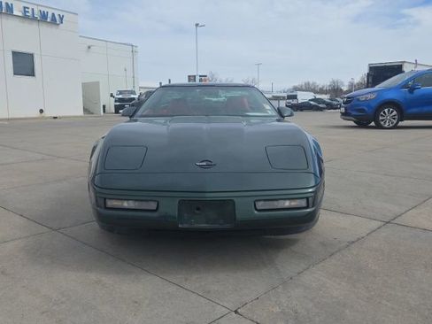 Used 1994 Chevrolet Corvette Coupe image 2