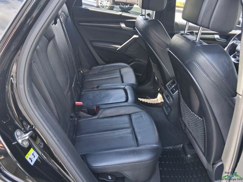 Used 2019 Audi SQ5 Premium Plus w/ Premium Plus Package AWD/4WD image 13