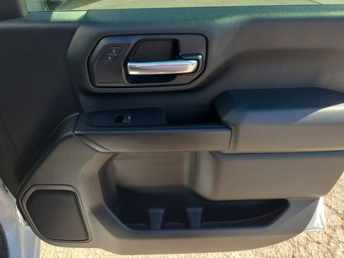 Used 2025 Chevrolet Silverado 2500 W/T w/ WT Convenience Package AWD/4WD image 31