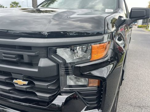 Used 2023 Chevrolet Silverado 1500 Custom AWD/4WD image 6