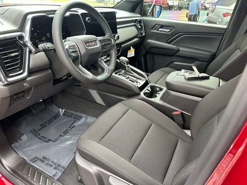 New 2026 GMC Canyon Elevation w/ Convenience Package RWD image 9