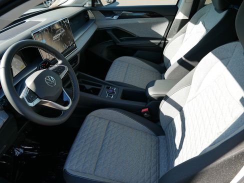 New 2026 Volkswagen Tiguan S AWD/4WD image 7