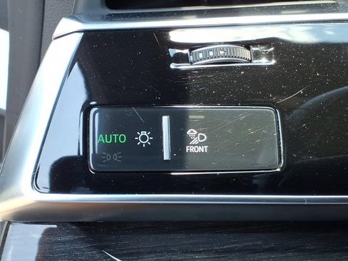 Used 2019 Audi Q8 Prestige w/ Towing Package AWD/4WD image 26