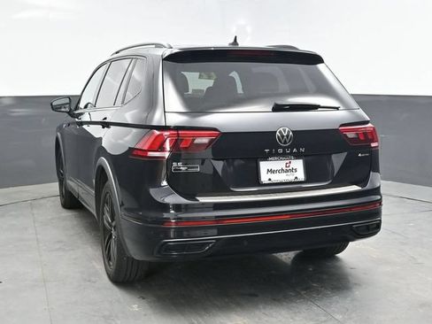 Used 2022 Volkswagen Tiguan SE R-Line AWD/4WD image 5