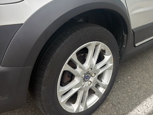Used 2016 Volvo XC70 T5 Premier AWD/4WD image 7