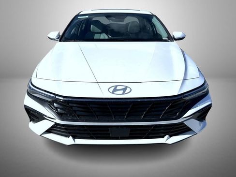 New 2026 Hyundai Elantra Limited image 2