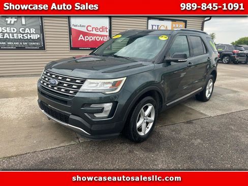Used 2016 Ford Explorer XLT w/ Equipment Group 202A AWD/4WD image 1