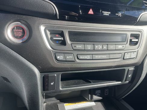 Used 2022 Honda Passport TrailSport image 33