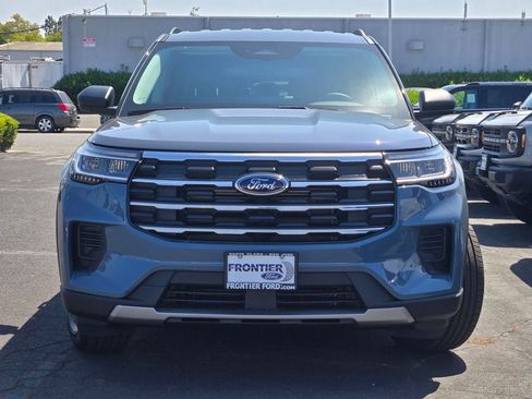 New 2026 Ford Explorer Active AWD/4WD image 2