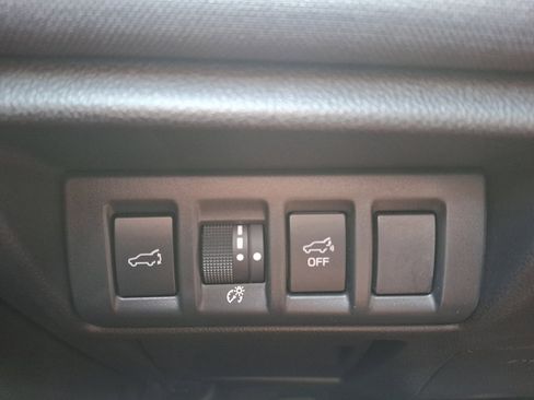 Certified 2025 Subaru Outback Premium image 26