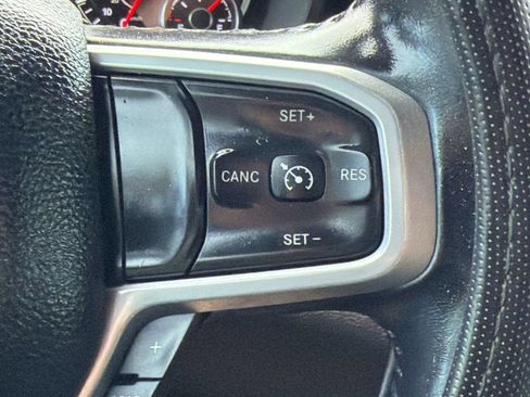 Used 2022 RAM 1500 Big Horn w/ Night Edition AWD/4WD image 18