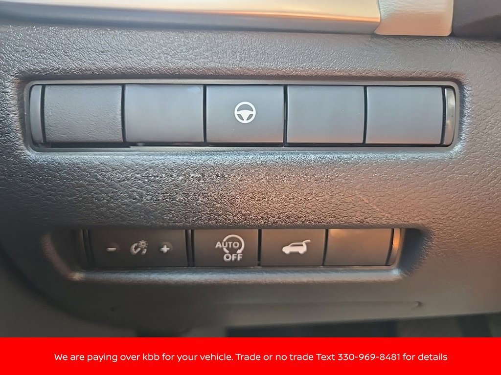 New 2026 Nissan Rogue Dark Armor AWD/4WD image 13