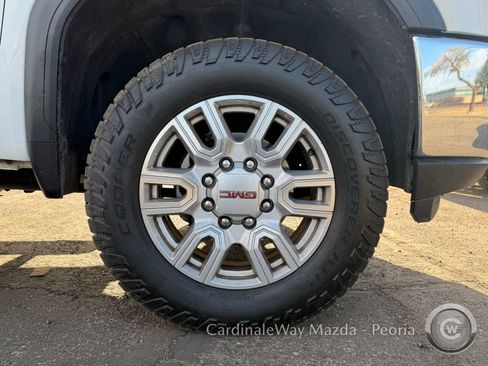 Used 2023 GMC Sierra 2500 SLT w/ SLT Premium Package AWD/4WD image 6